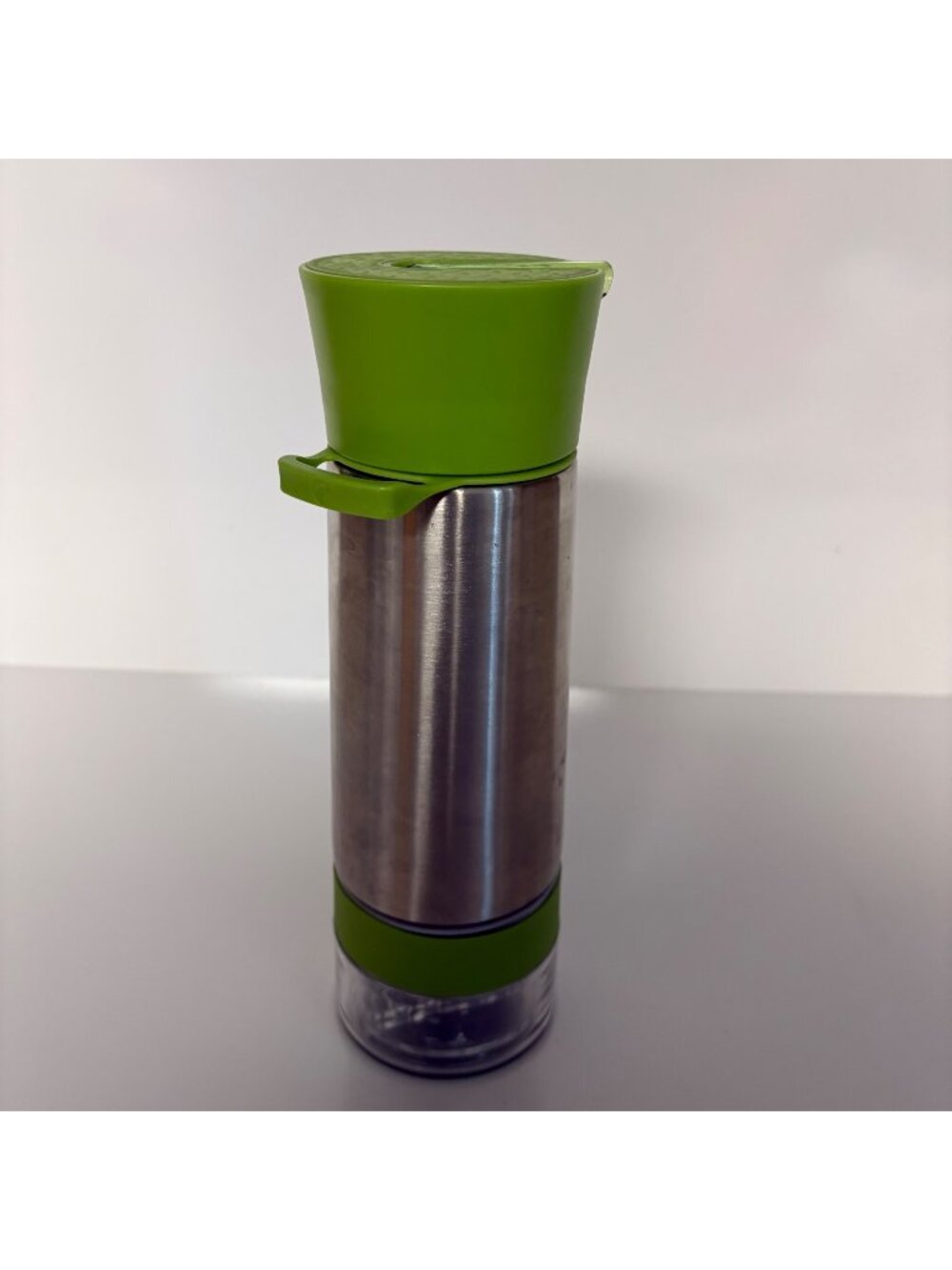 Aqua Zinger Flavor Infuser Stainless Steel Tumbler Green 20 oz Travel Cup